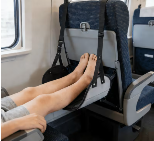 Verstelbare voetensteun met dr - Travel Accessories For Long Haul Flights recensie en prijs