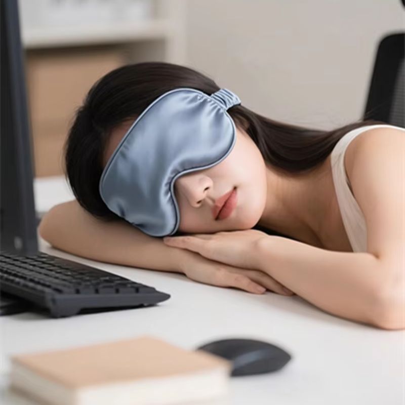 Dubbelzijdige zijden slaap-oog - Eye Mask Sleep Travel recensie en prijs
