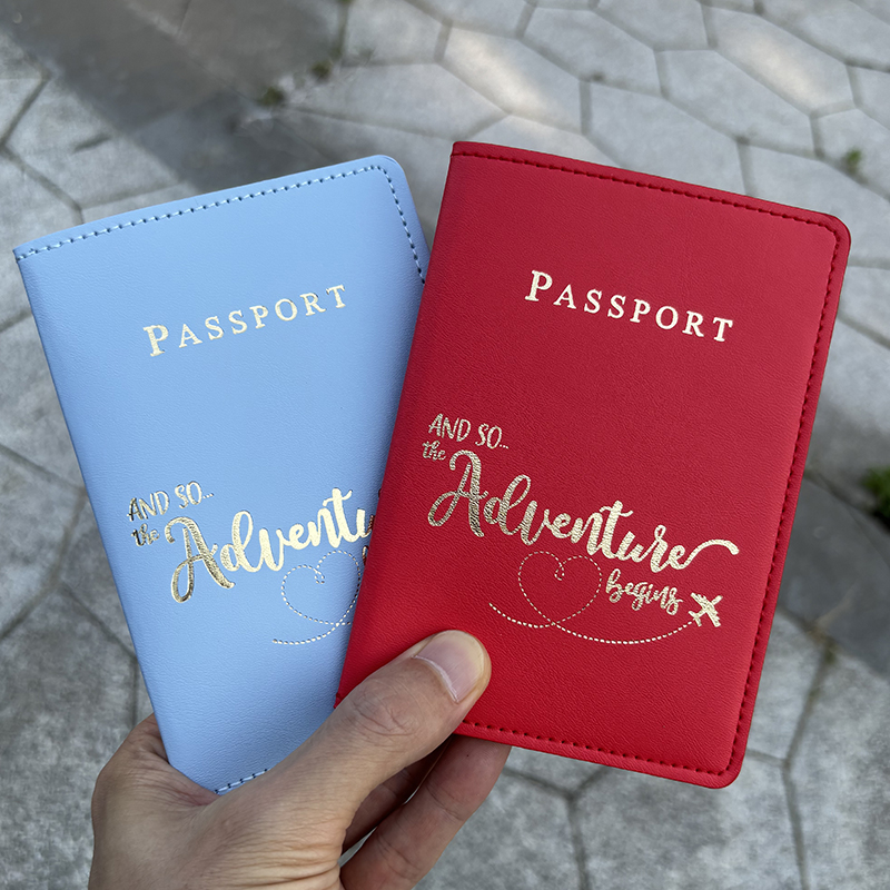 Aangepaste namen paspoorthoeze - Travel.Accessories News recensie en prijs